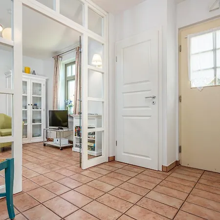 Ferienhaussiedlung Strandperlen Kuestenhof 2a * Wustrow (Fischland)